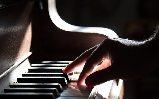 Pourquoi acheter en ligne son instrument de musique?